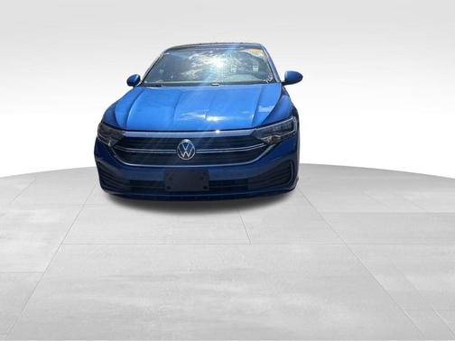 Rising Blue Metallic 2023 Volkswagen Jetta 1.5T SE