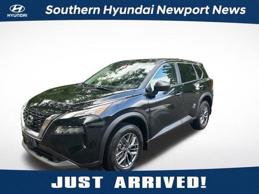 Black 2023 Nissan Rogue S