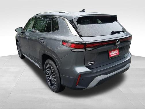 Platinum Gray Metallic 2025 Volkswagen Tiguan 2.0T S