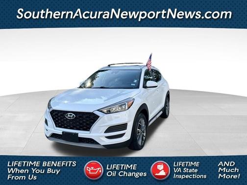 White 2019 Hyundai TUCSON SEL