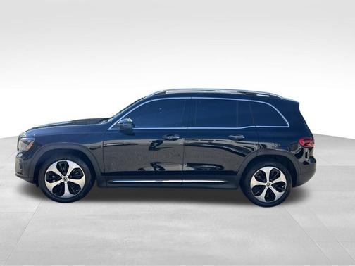 Black 2025 Mercedes-Benz GLB 250 Base