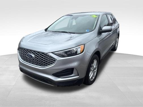 Silver 2024 Ford Edge SEL