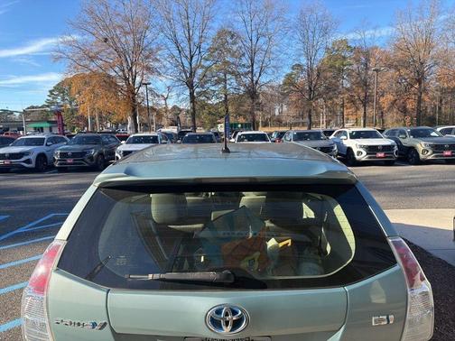 2017 Toyota Prius v Two