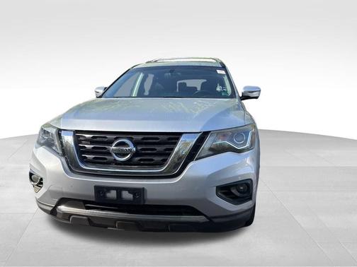 2018 Nissan Pathfinder SL