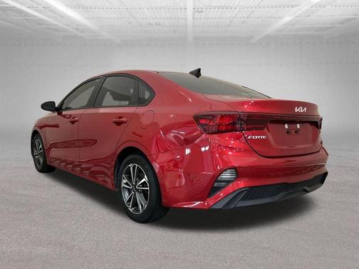 Red 2023 Kia Forte LXS