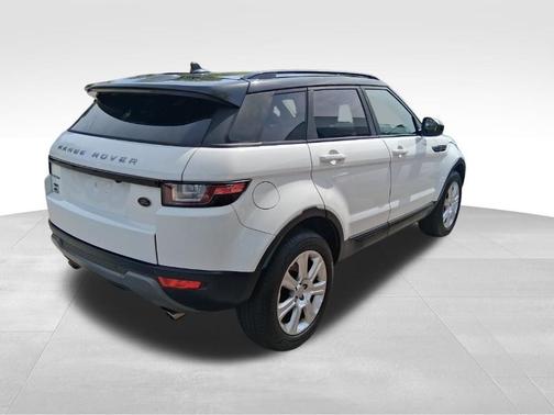 Fuji White 2016 Land Rover Range Rover Evoque SE Premium