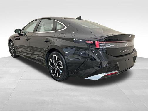 Black 2024 Hyundai SONATA SEL