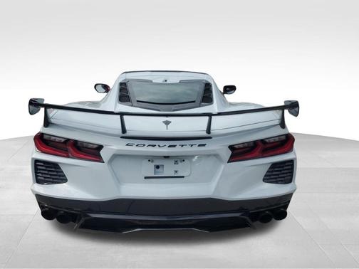 White 2021 Chevrolet Corvette Stingray w/2LT