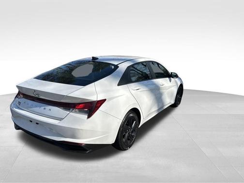 White 2023 Hyundai ELANTRA SEL