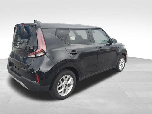 Black 2023 Kia Soul LX