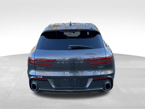 2024 Genesis GV70 2.5T
