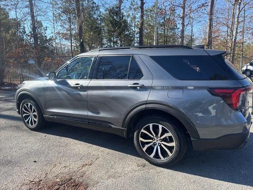 Gray 2025 Ford Explorer ST-Line