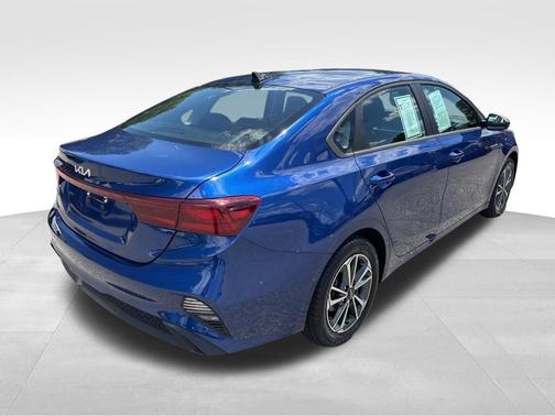 Blue 2023 Kia Forte LXS