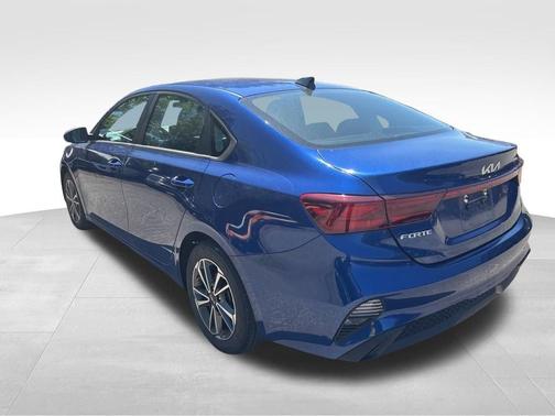 Blue 2023 Kia Forte LXS
