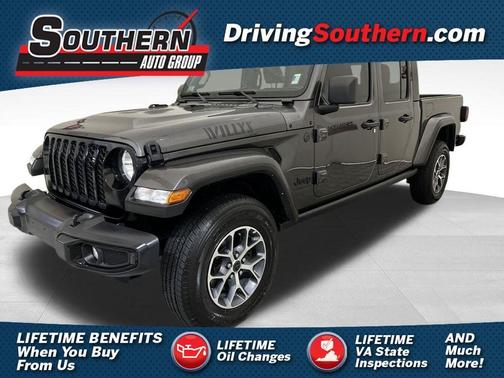2022 Jeep Gladiator Sport