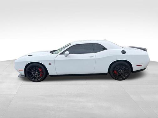 White 2023 Dodge Challenger R/T Scat Pack