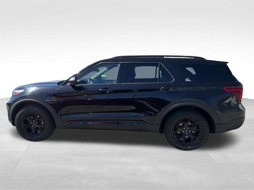 Black 2022 Ford Explorer Timberline