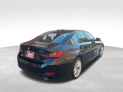 2025 BMW 330 i xDrive