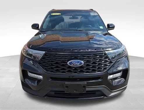 Black 2023 Ford Explorer ST-Line