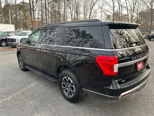 Black 2024 Ford Expedition Max XLT
