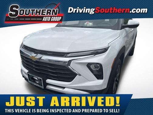 White 2024 Chevrolet Trailblazer LT