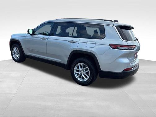 Silver 2023 Jeep Grand Cherokee L Laredo