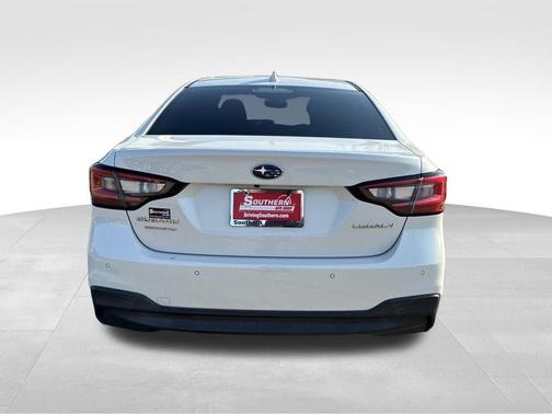 Crystal White Pearl 2022 Subaru Legacy