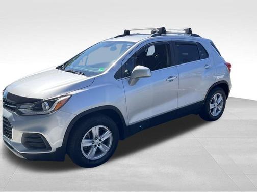 Gray 2020 Chevrolet Trax LT
