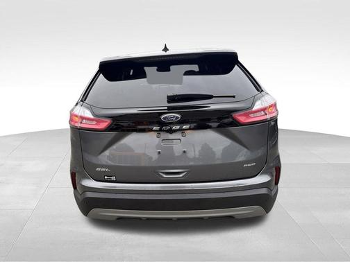 Gray 2024 Ford Edge SEL