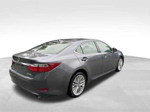 Gray 2013 Lexus ES 350 Base
