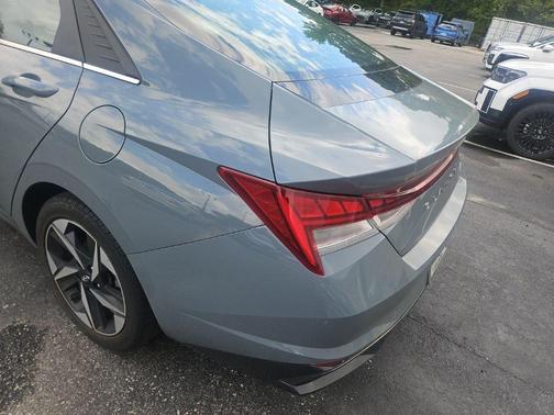 Gray 2021 Hyundai ELANTRA Limited
