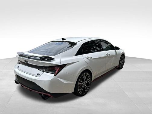White 2022 Hyundai ELANTRA N Base