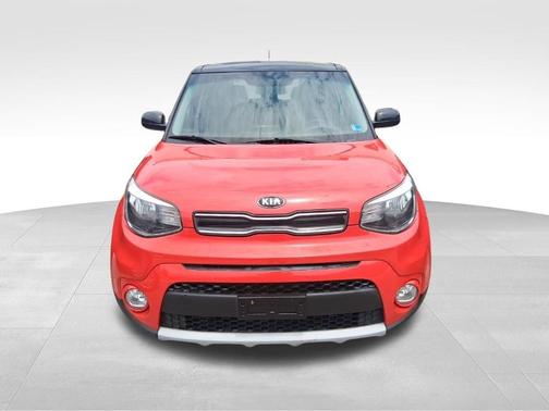 White 2019 Kia Soul +
