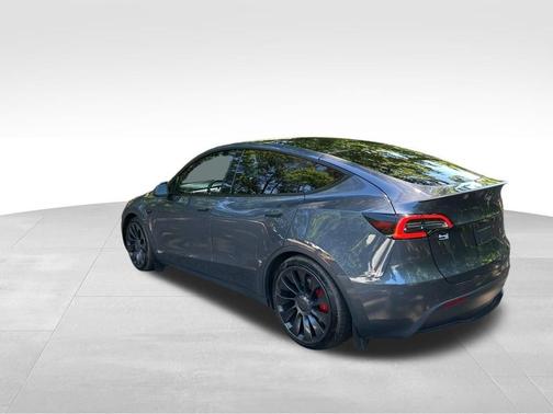 2023 Tesla Model Y Standard Range