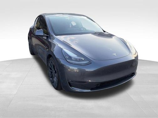 2023 Tesla Model Y Standard Range
