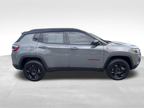 Gray 2023 Jeep Compass Trailhawk