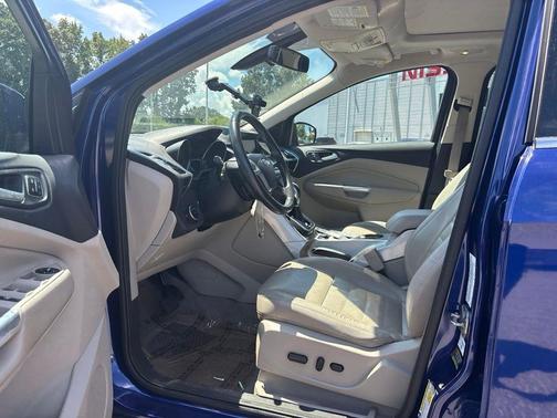 Blue 2013 Ford Escape SEL
