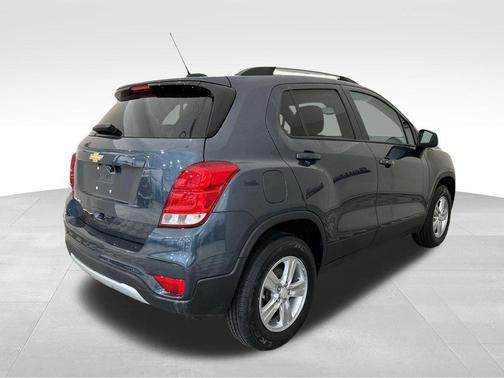 Gray 2022 Chevrolet Trax LT