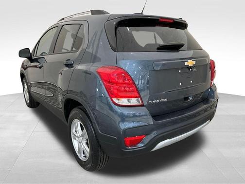 Gray 2022 Chevrolet Trax LT