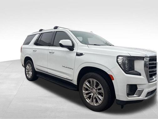 White 2021 GMC Yukon SLT
