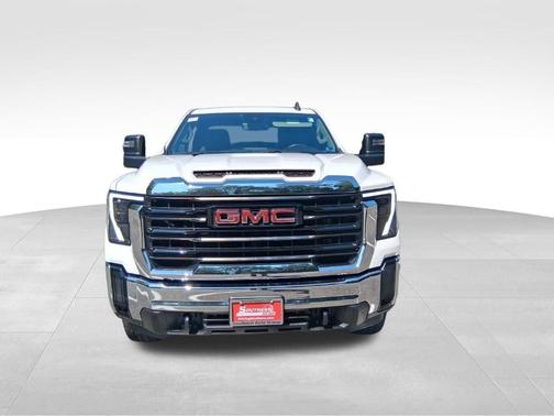 White 2024 GMC Sierra 2500 Pro
