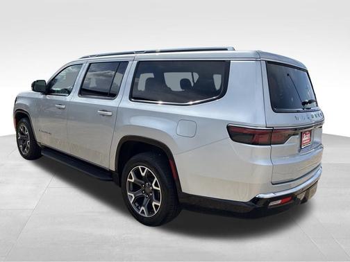 Silver 2024 Jeep Wagoneer L Series III