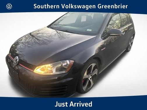 Deep Black Pearl Effect 2017 Volkswagen Golf GTI S 4-Door
