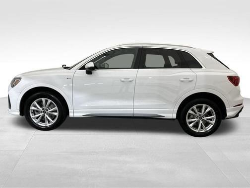 2025 Audi Q3 45 S line Premium