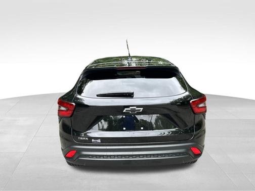 Black 2024 Chevrolet Trax LS