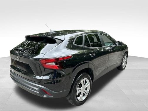 Black 2024 Chevrolet Trax LS