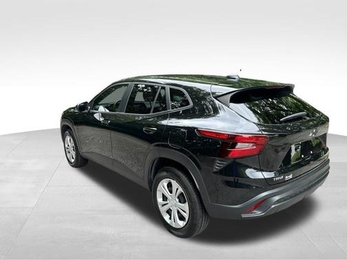 Black 2024 Chevrolet Trax LS