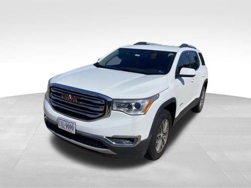 White 2017 GMC Acadia SLE-2