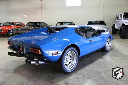 1973 DeTomaso Pantera 