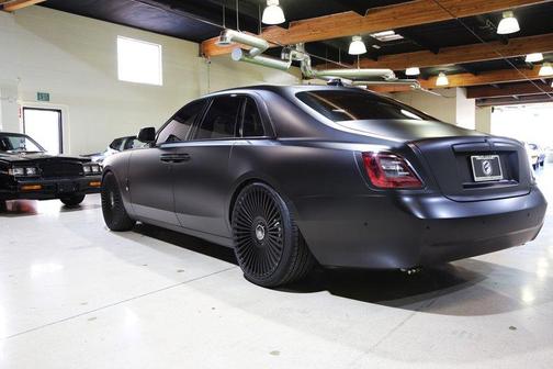 Photo 5 of 28 of 2021 Rolls-Royce Ghost